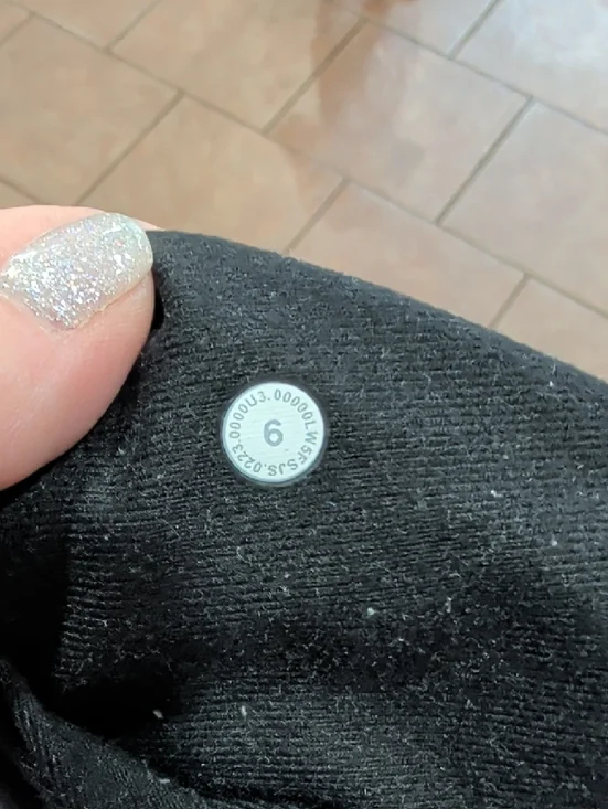 Lululemon Gray Jogger Pants - Picture 4 of 6